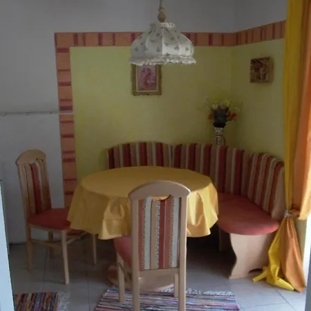 Ferienwohnung Fur 2 Personen Ca 45 M In Bobrach, Bayern Bayerischer Wald Apartment *